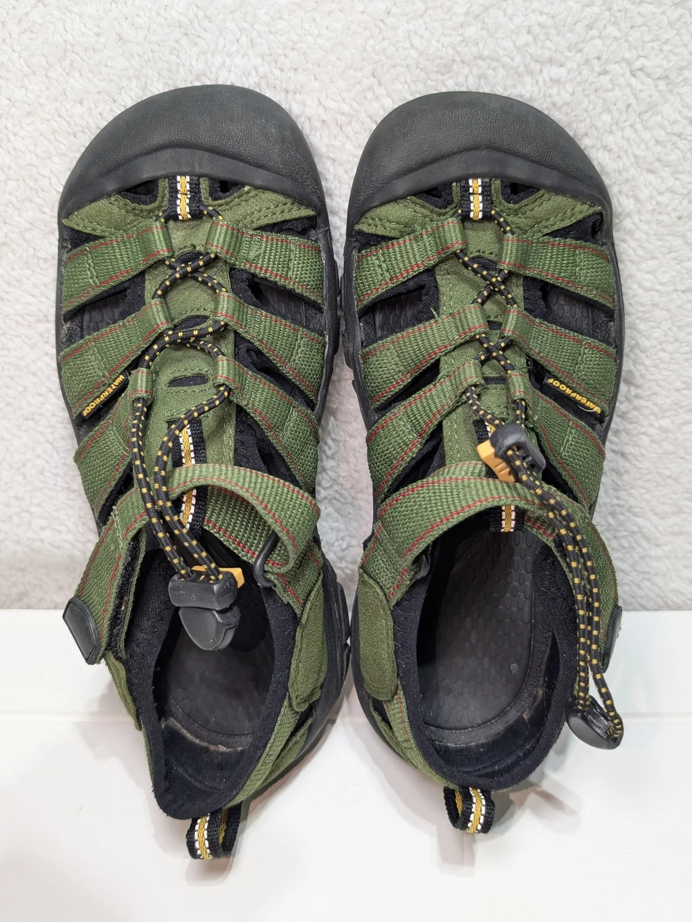 Keen Newport H2 Green Black Closed-Toe Water Shoe Big Kids Sz 3 Beach Hike Play